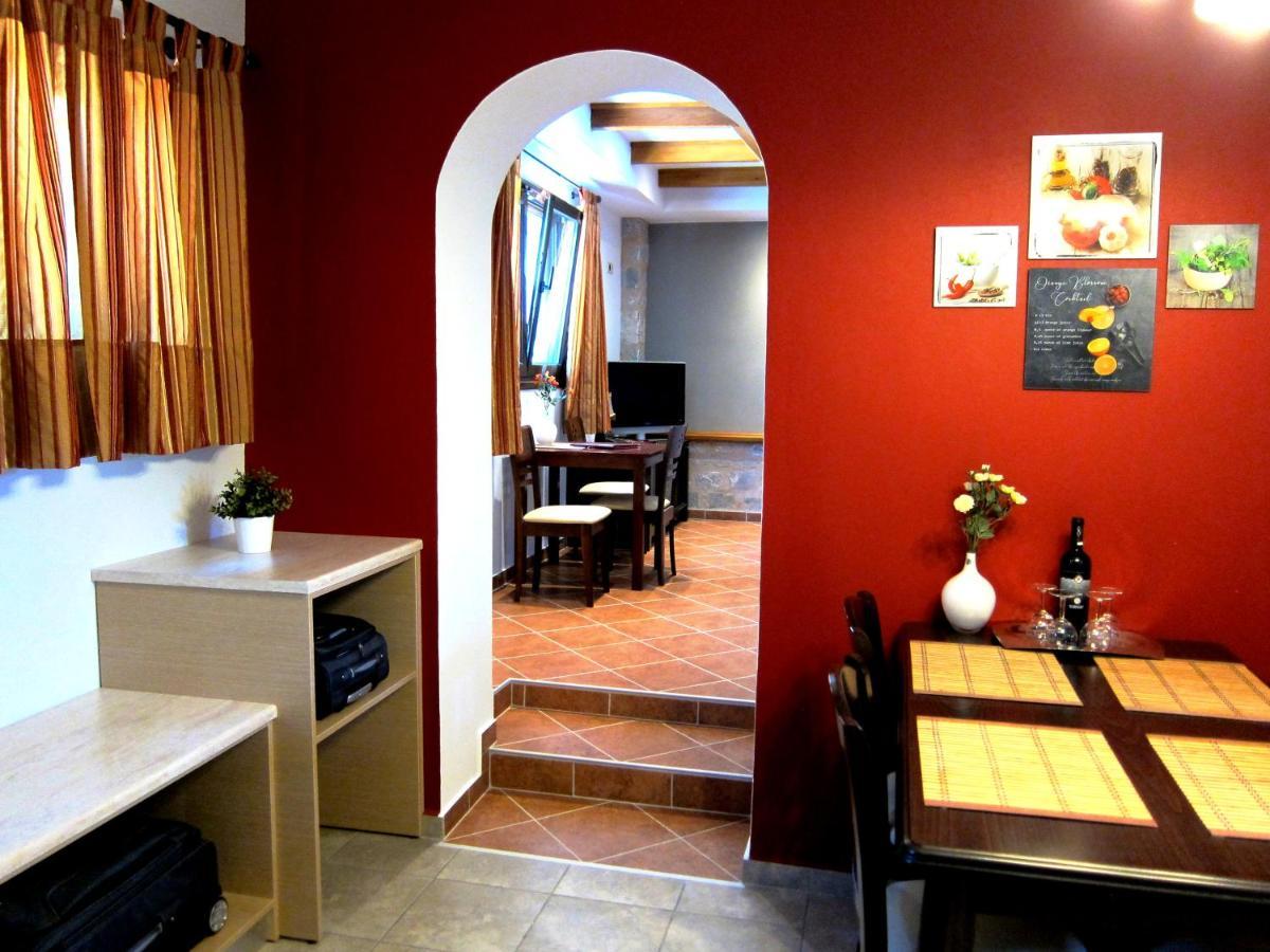 Estia Holiday Gythio Exterior foto