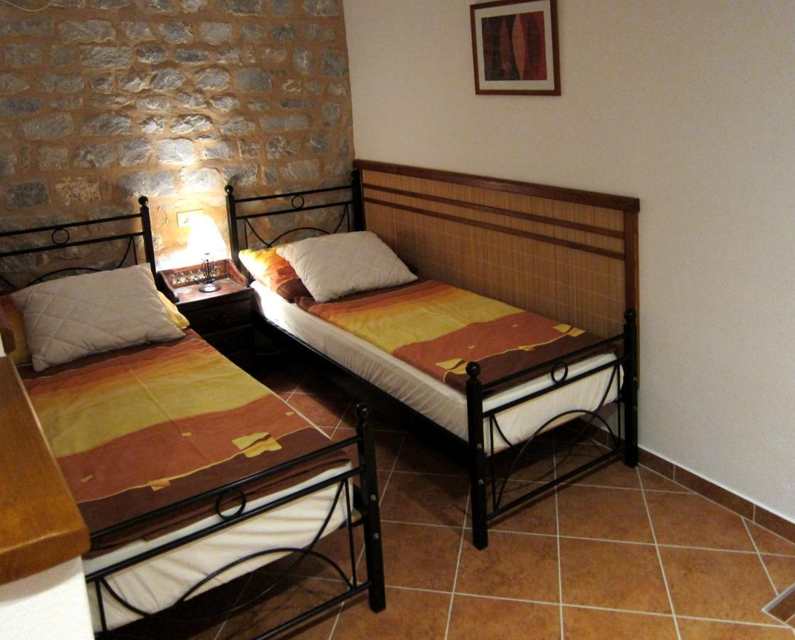 Estia Holiday Gythio Exterior foto
